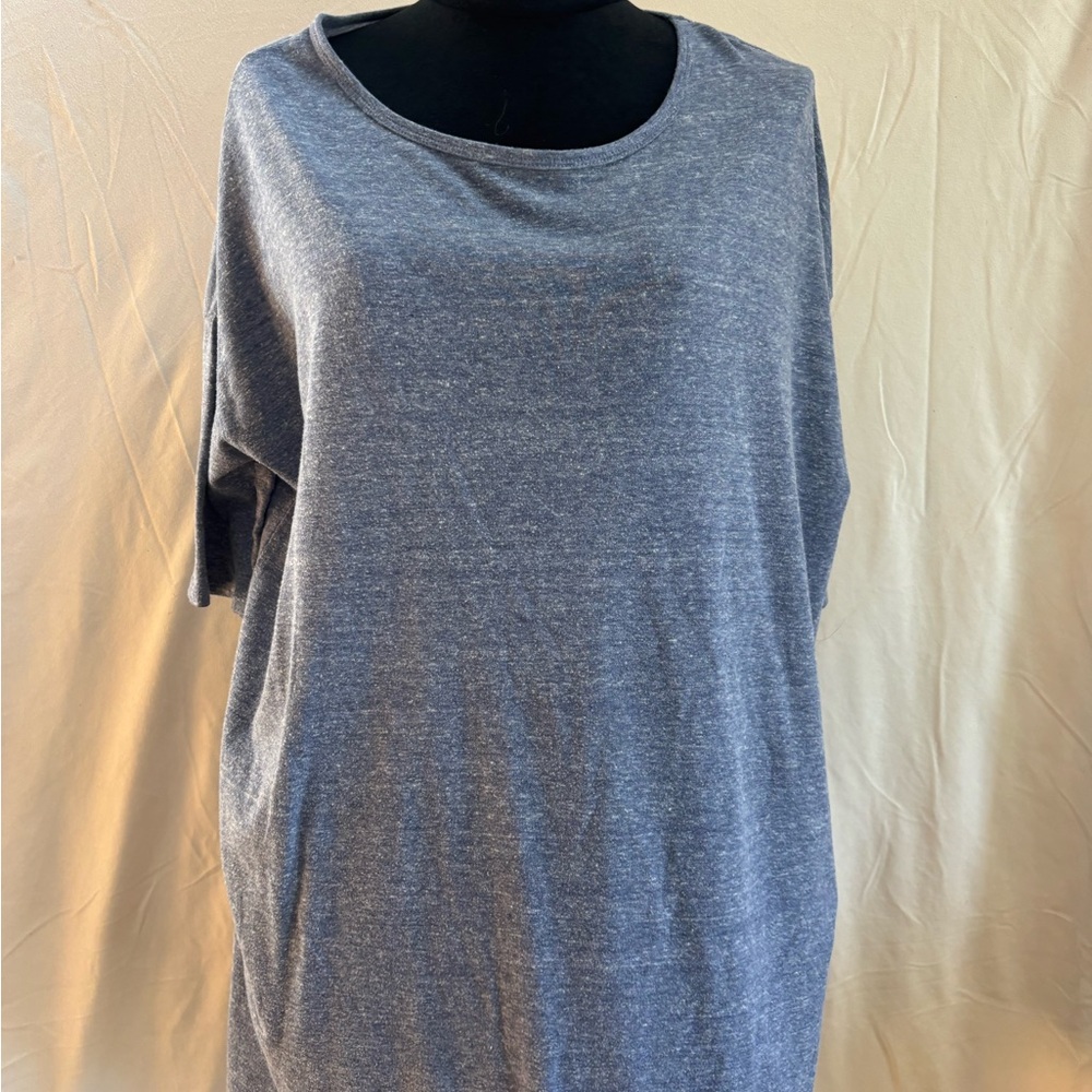 Women's Gray Top